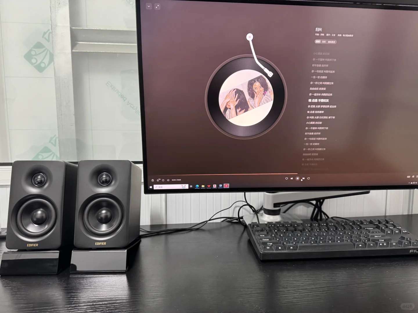 How to Adjust Color Settings on a DELL 27-inch 4K Dual Monitor Setup