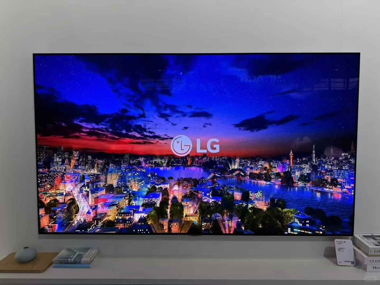 LG C5 OLED TV Now on Display - Experience Stunning 4K Picture Quality Today!